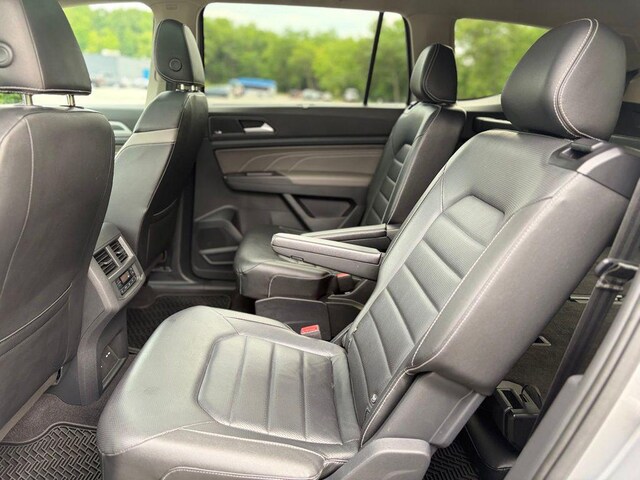 2022 Volkswagen Atlas SEL Premium R-Line - Photo 23