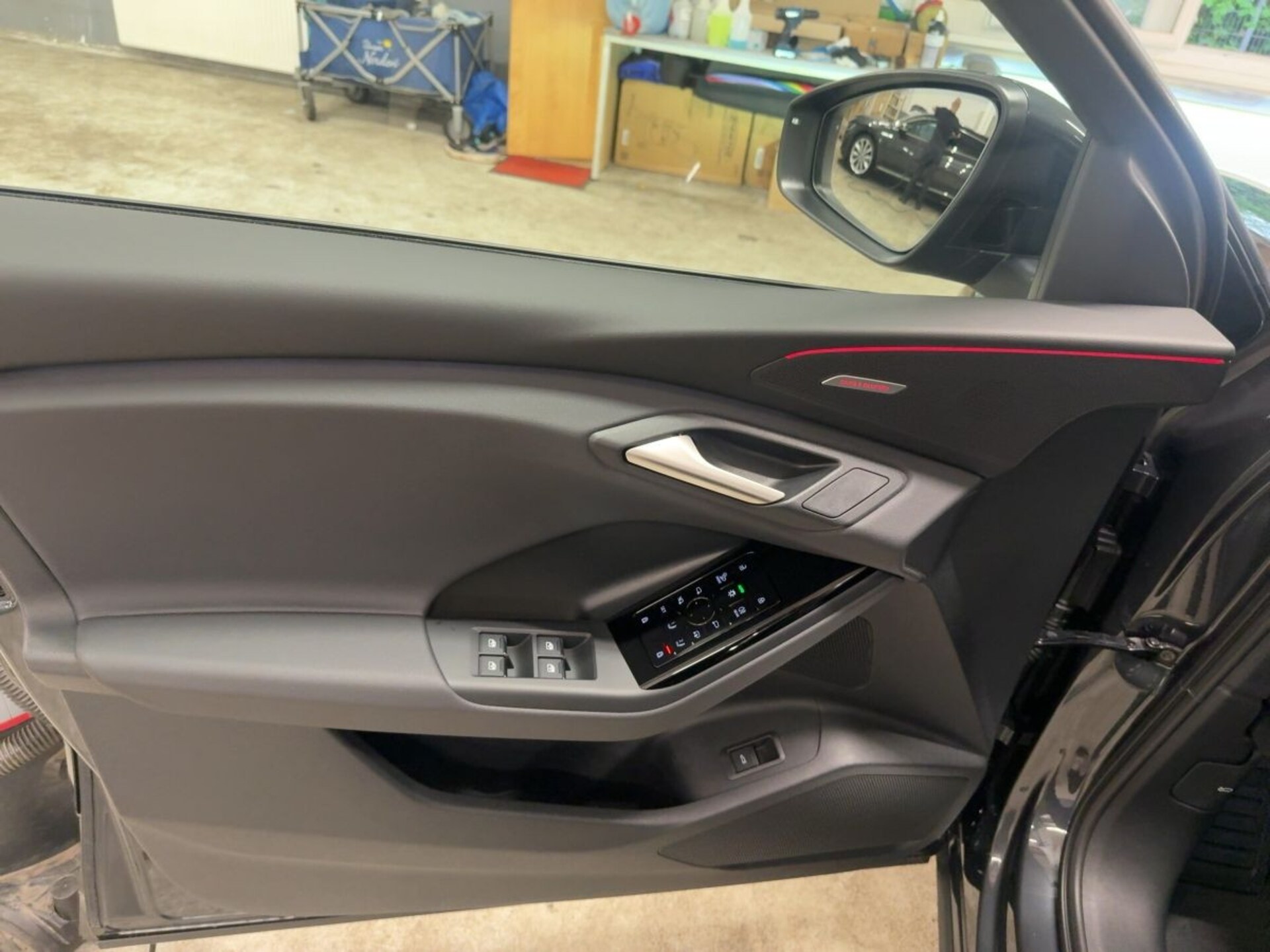 Audi Q6 SUV e-tron