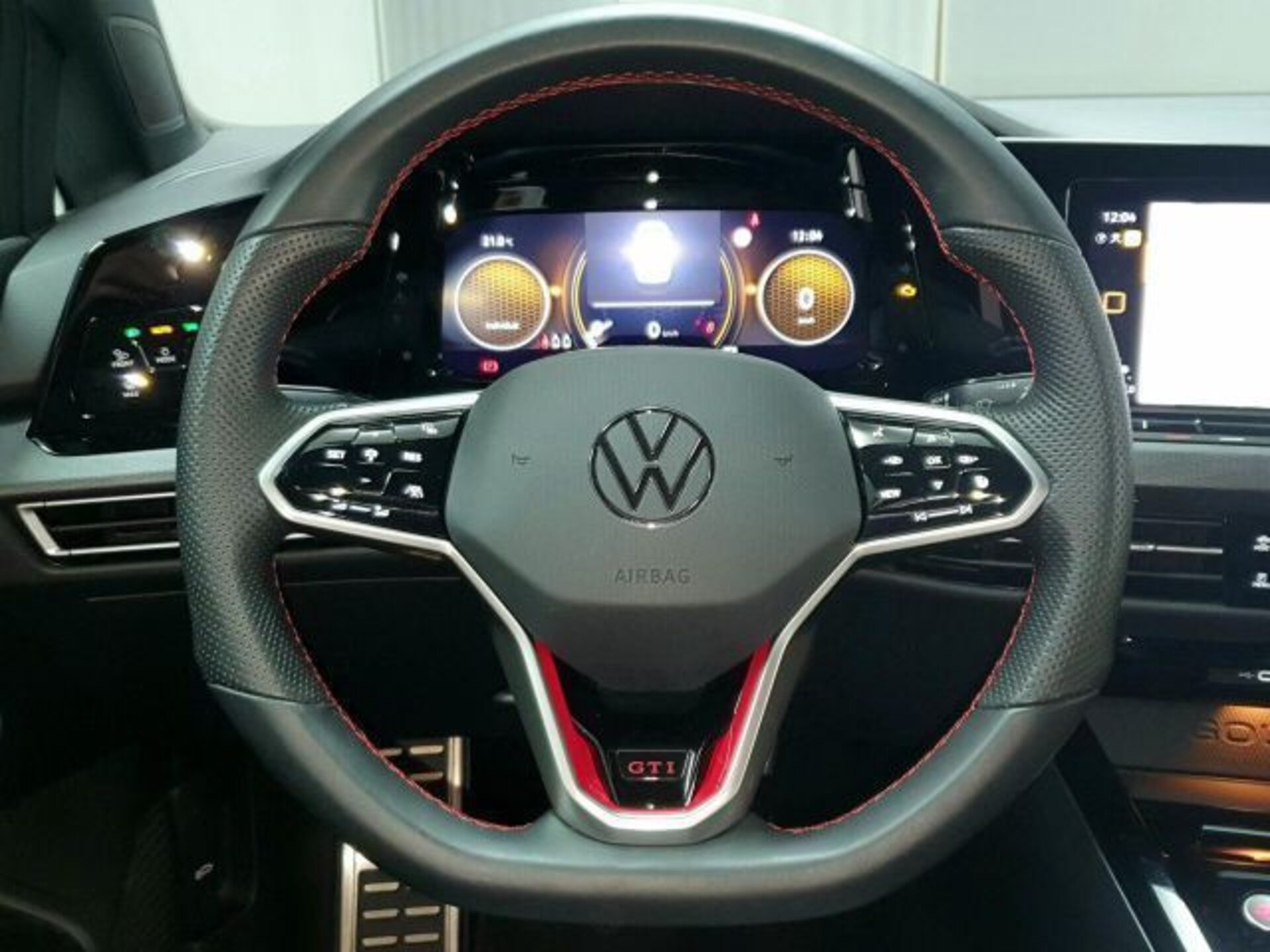 Volkswagen Golf GTI