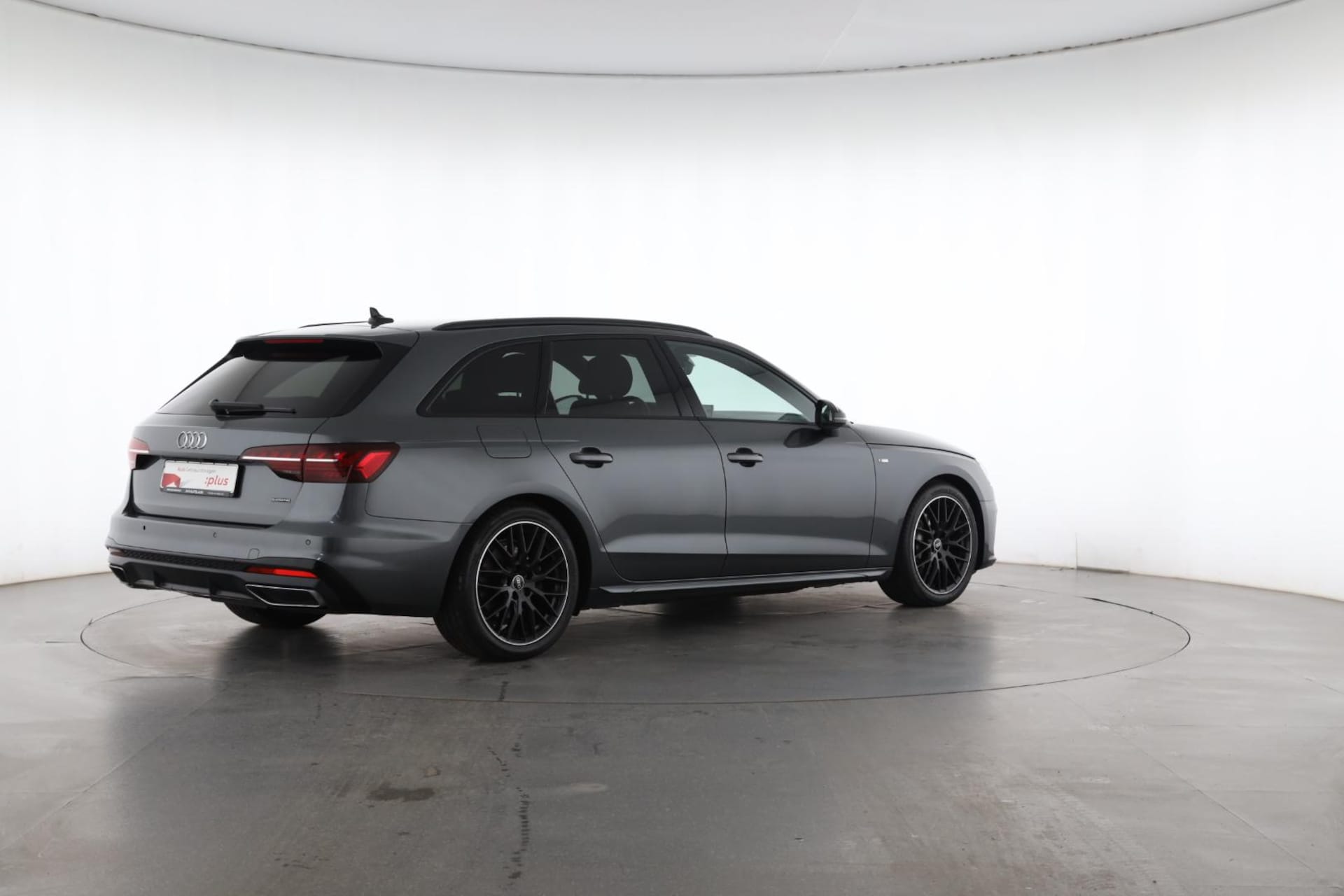 Audi A4 Avant S line