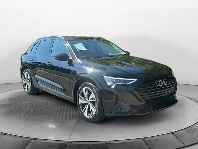 2024 Audi Q8 e-tron