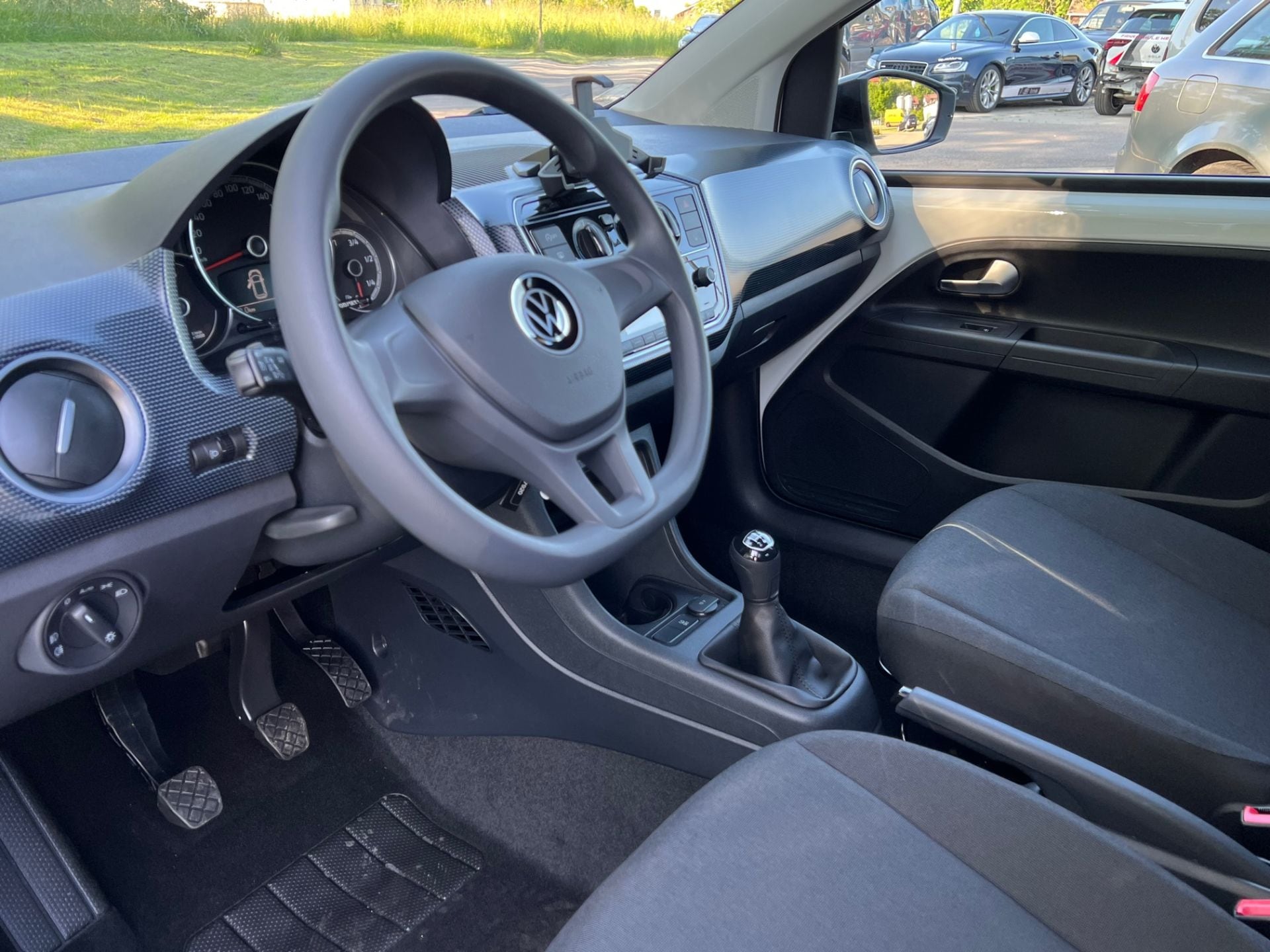 Volkswagen up! Black Style