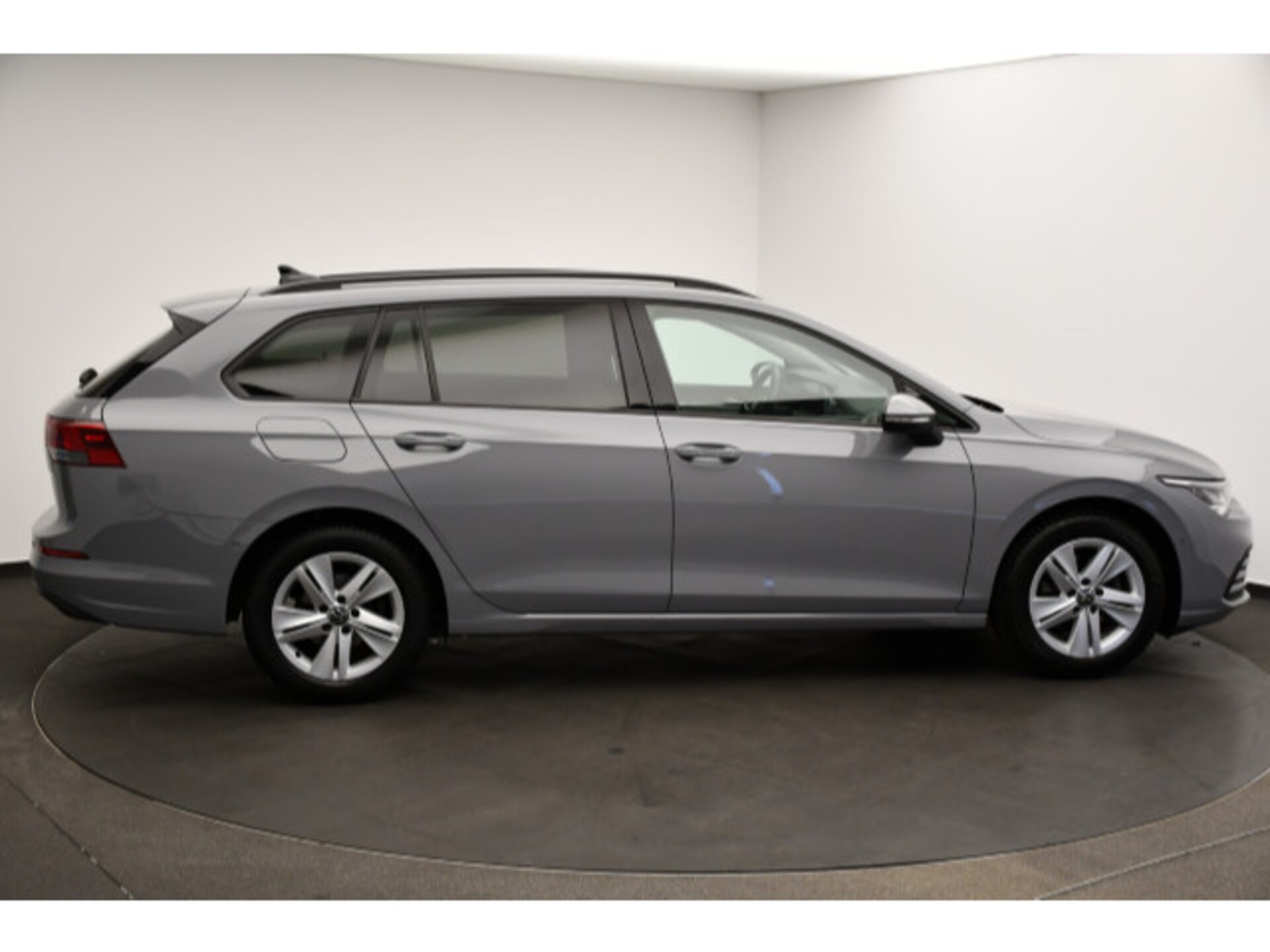 Volkswagen Golf Variant Life