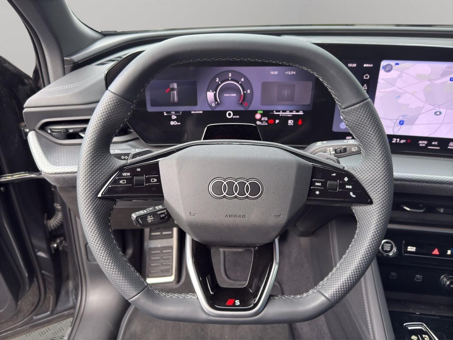 Bild über Audi Q5 SUV TDI quattro 150 kW S tronic - für weitere Informationen kontaktieren Sie den Audi Partner
