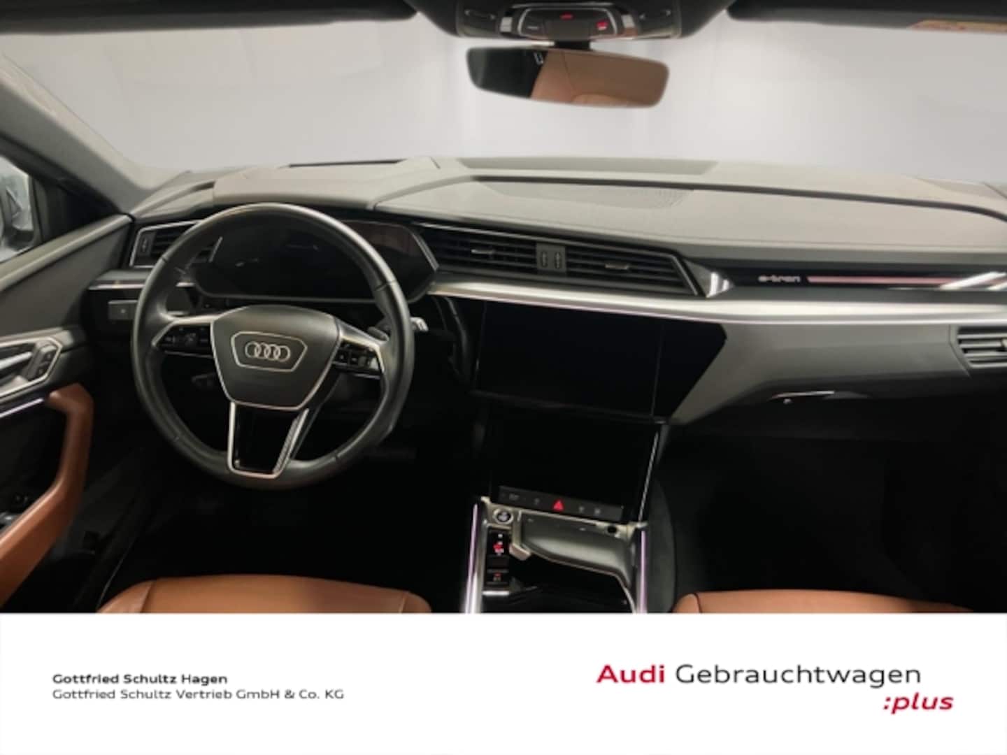 Bild über Audi Q8 e-tron S line 50 e-tron quattro - für weitere Informationen kontaktieren Sie den Audi Partner