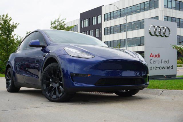 Used 2022 Tesla Model Y Long Range with VIN 7SAYGDEE2NA007549 for sale in Omaha, NE
