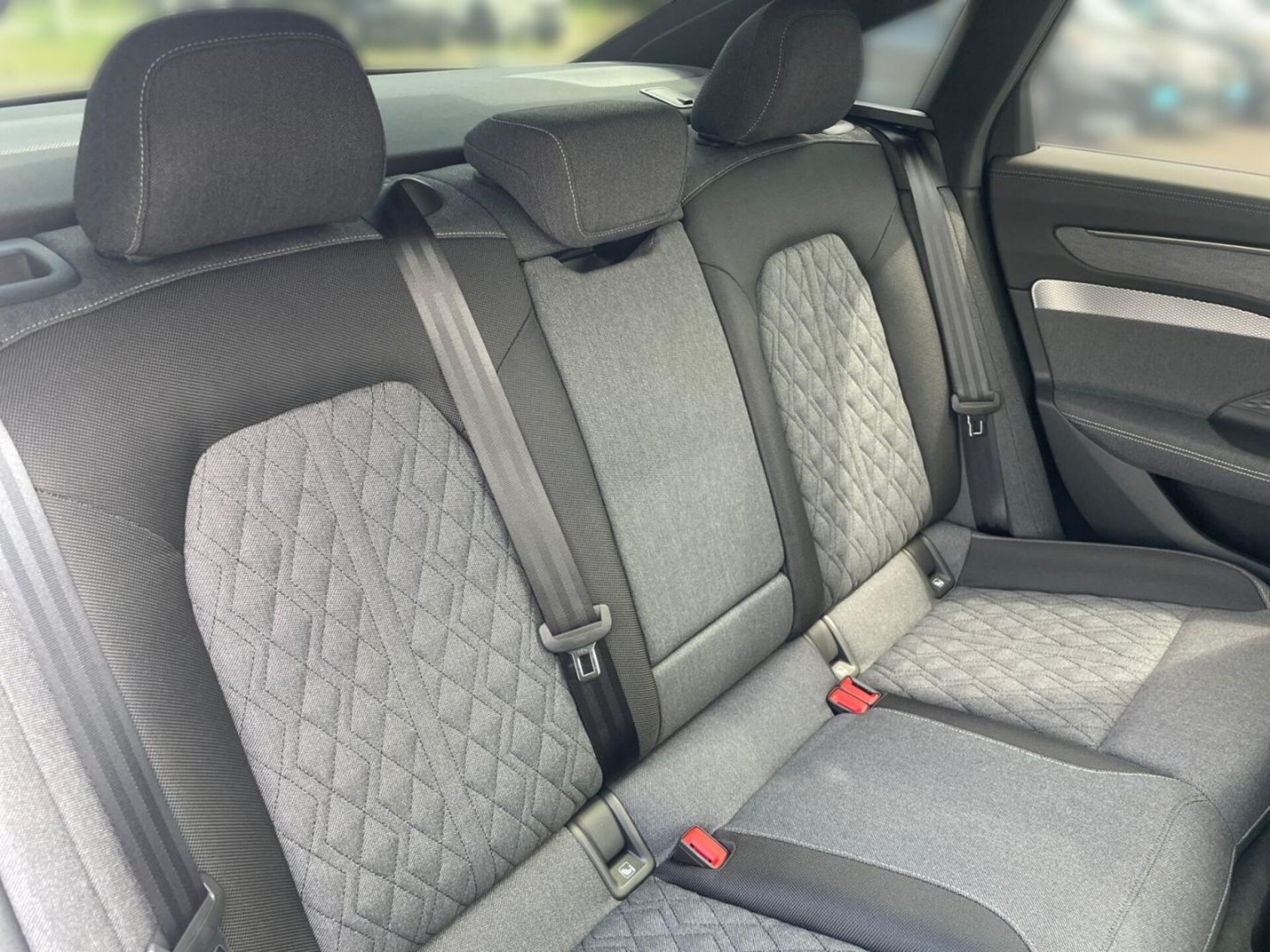 Audi A6 Limousine edition one