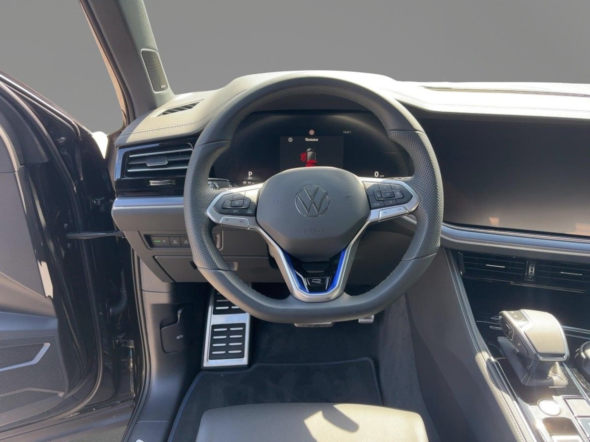 Volkswagen Touareg R