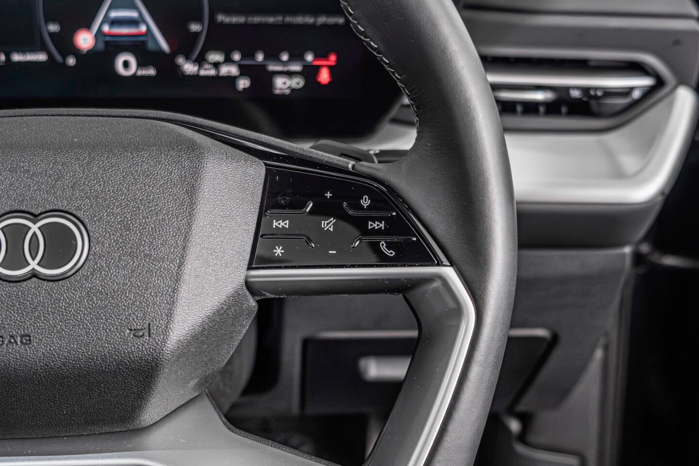 Image about Audi Q5 SUV TFSI 150 kW