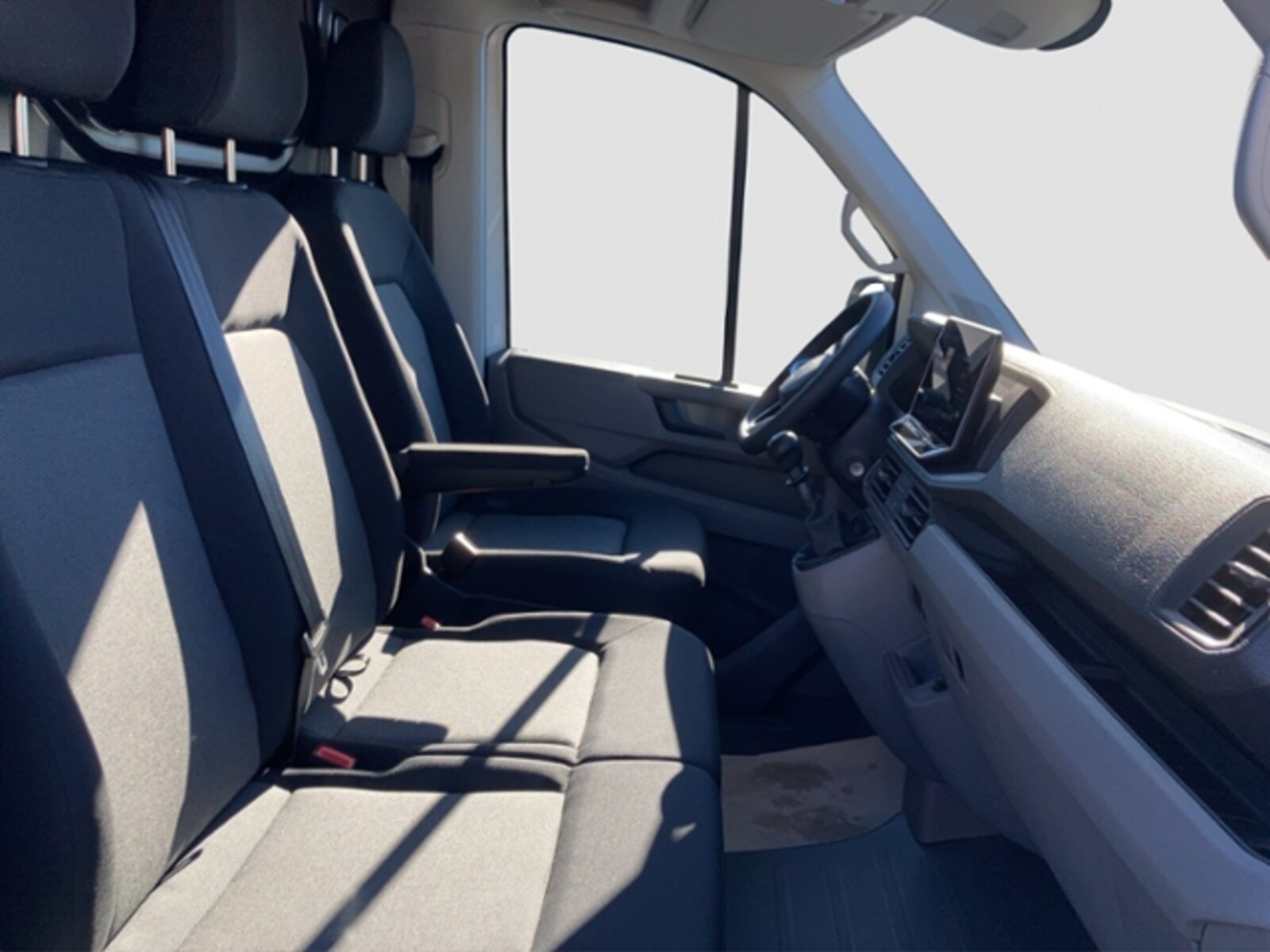 Volkswagen Crafter Kasten mittlerer Radstand – Bild 20