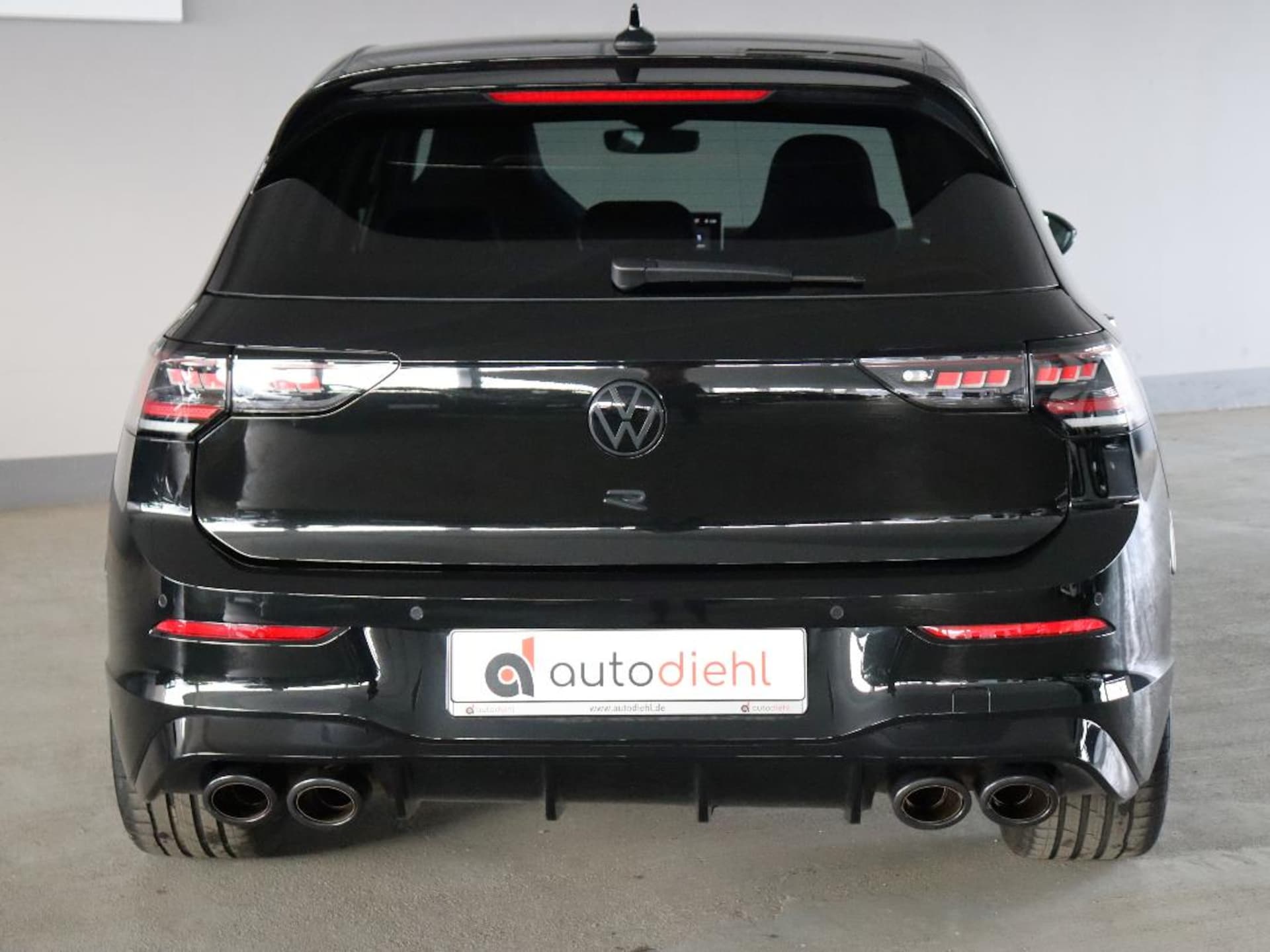 Volkswagen Golf R Black Edition