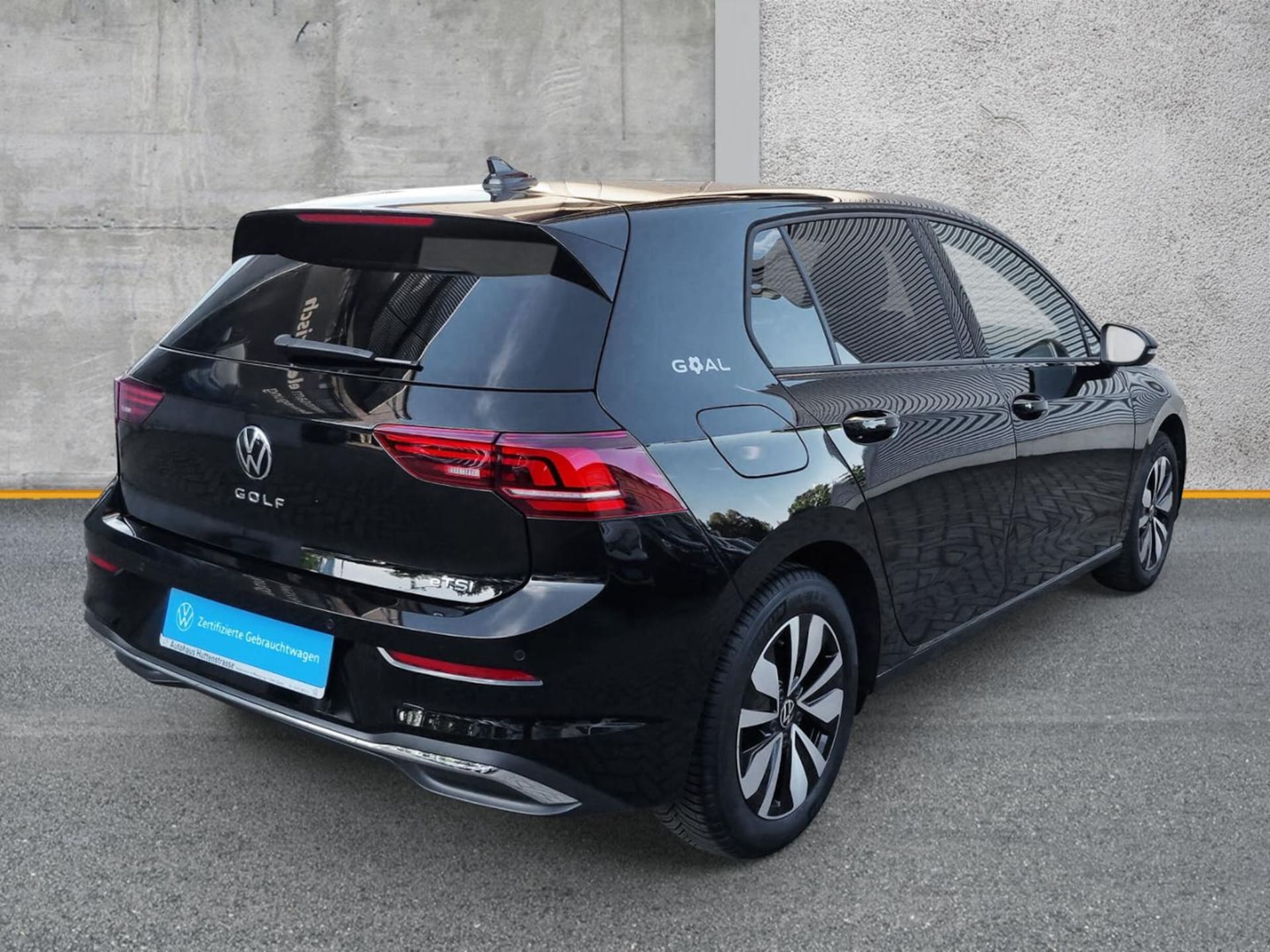 Volkswagen Golf Life