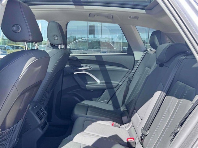 2025 Audi Q5 Premium - Photo 22