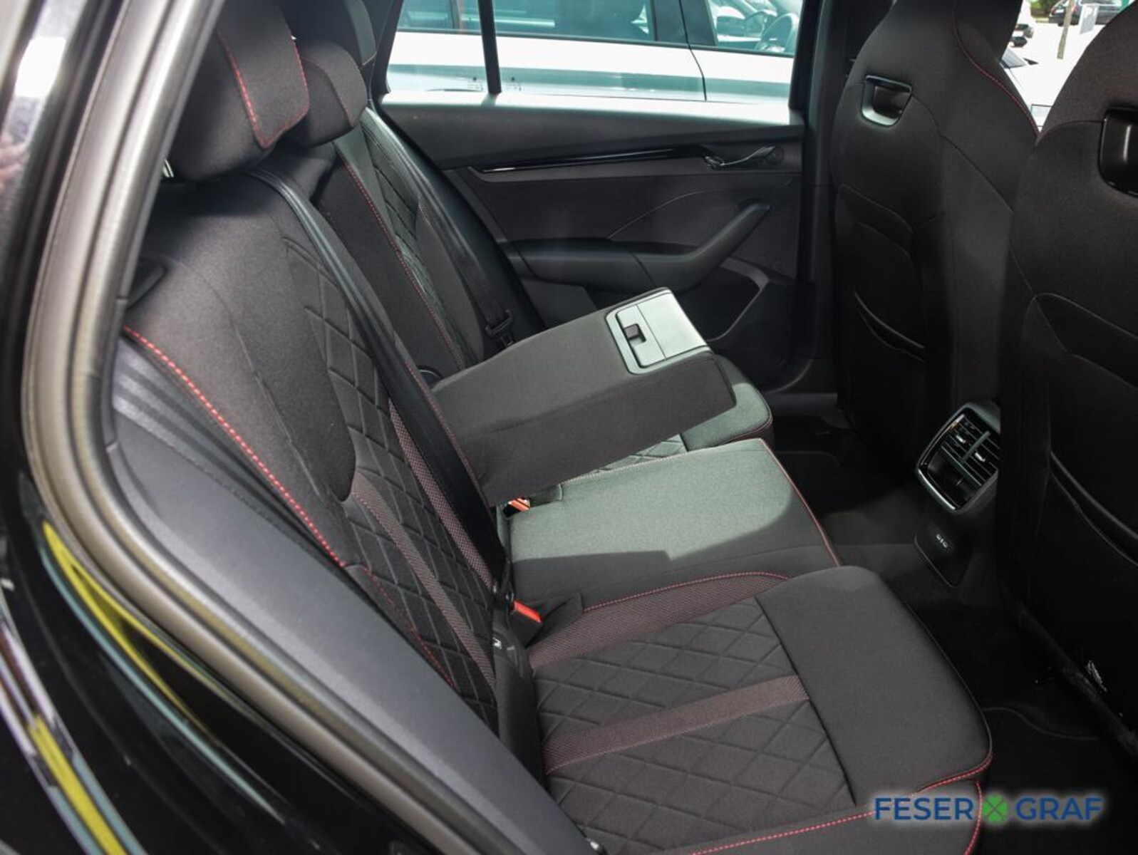 Škoda Octavia Combi – Bild 8