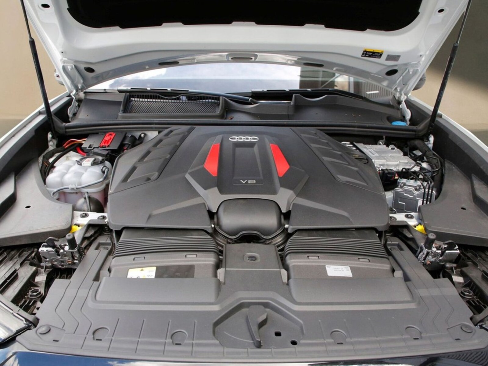 Audi SQ8 – Bild 13