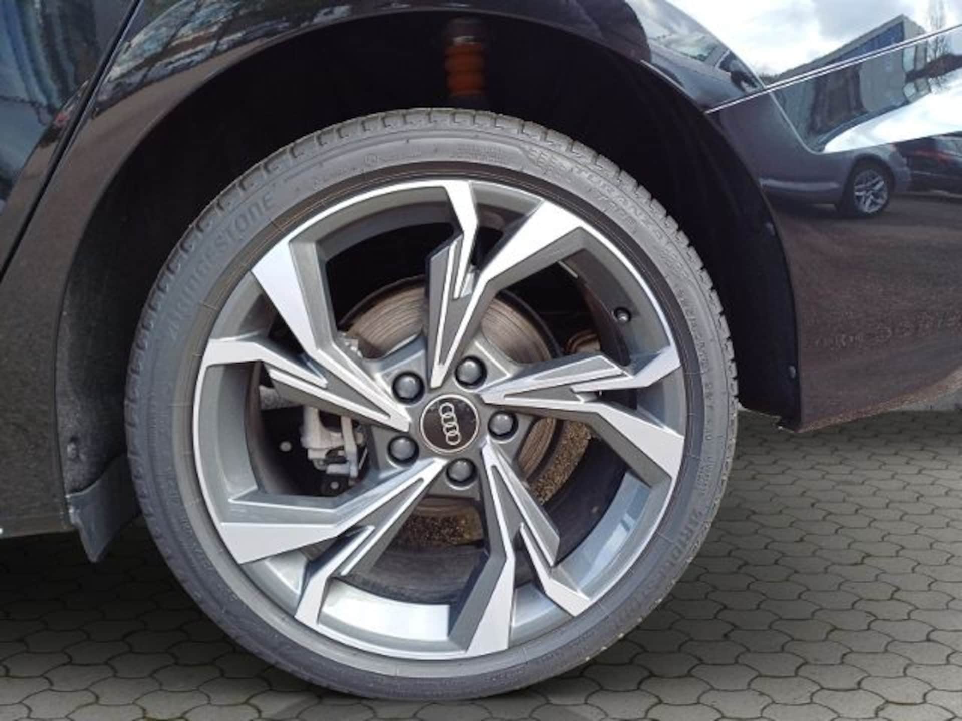 Audi A3 Limousine S line