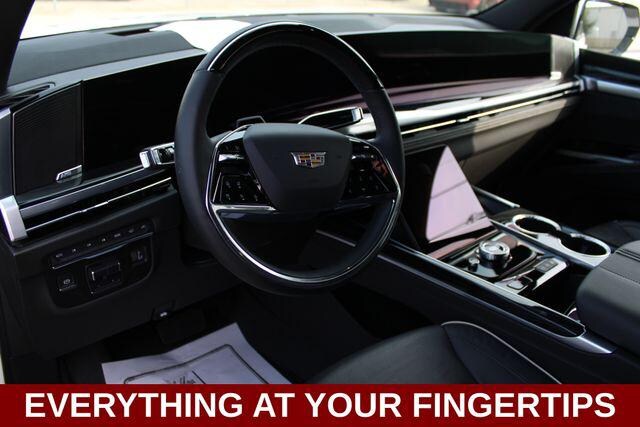 2025 Cadillac Escalade ESV