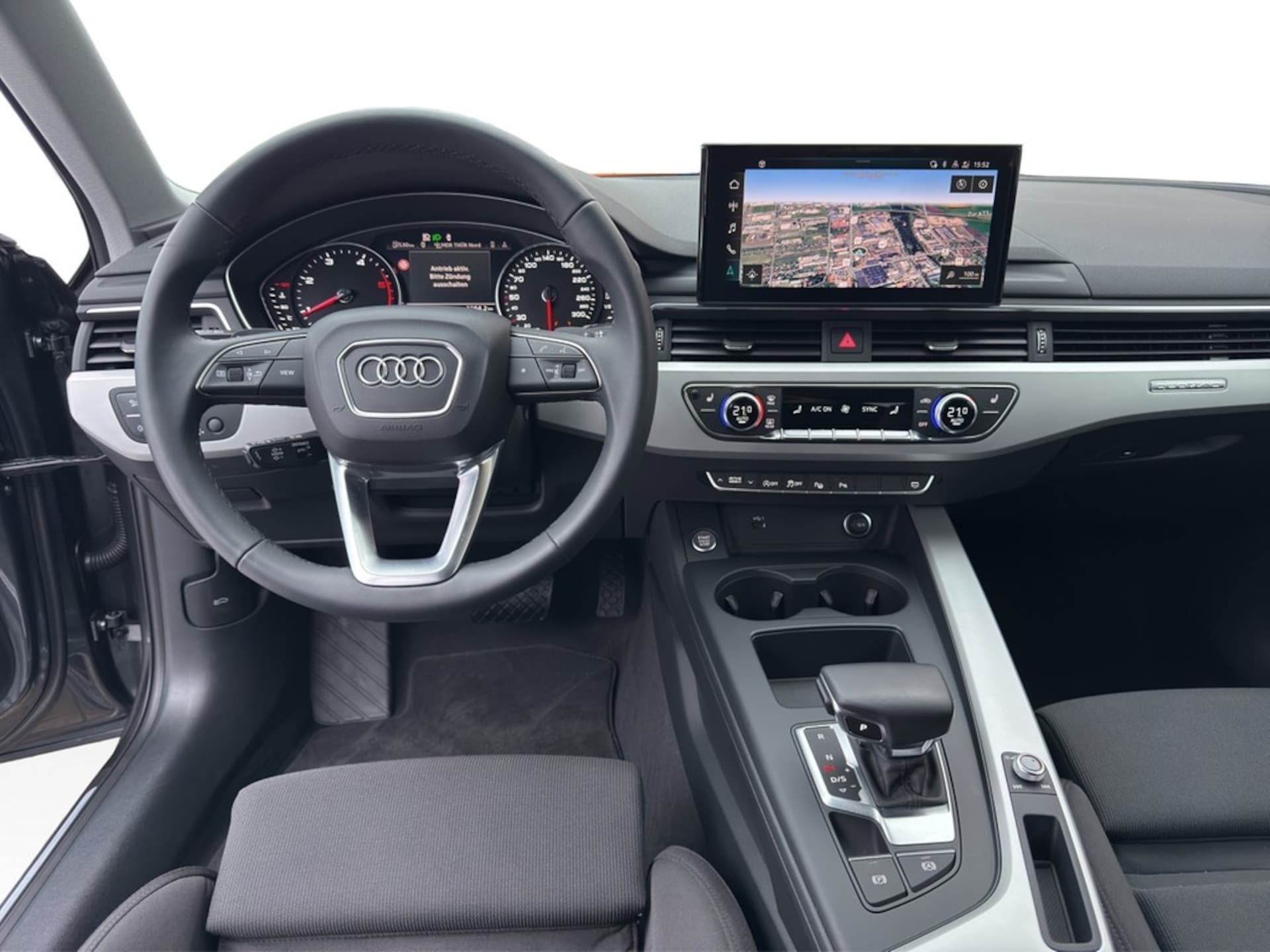 Audi A4 Avant S line