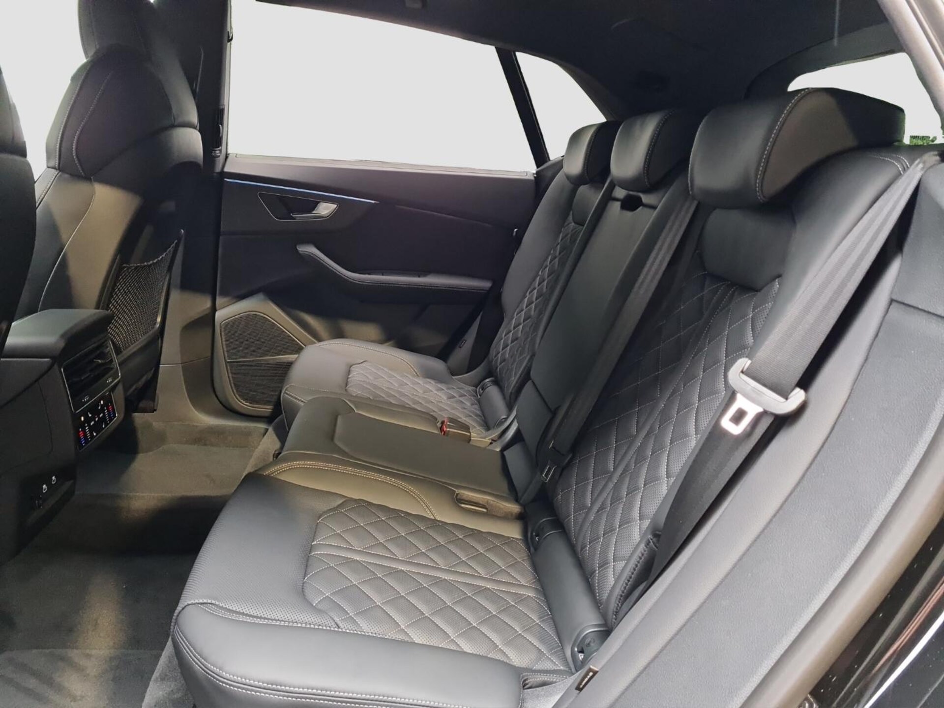 Audi SQ8 SUV