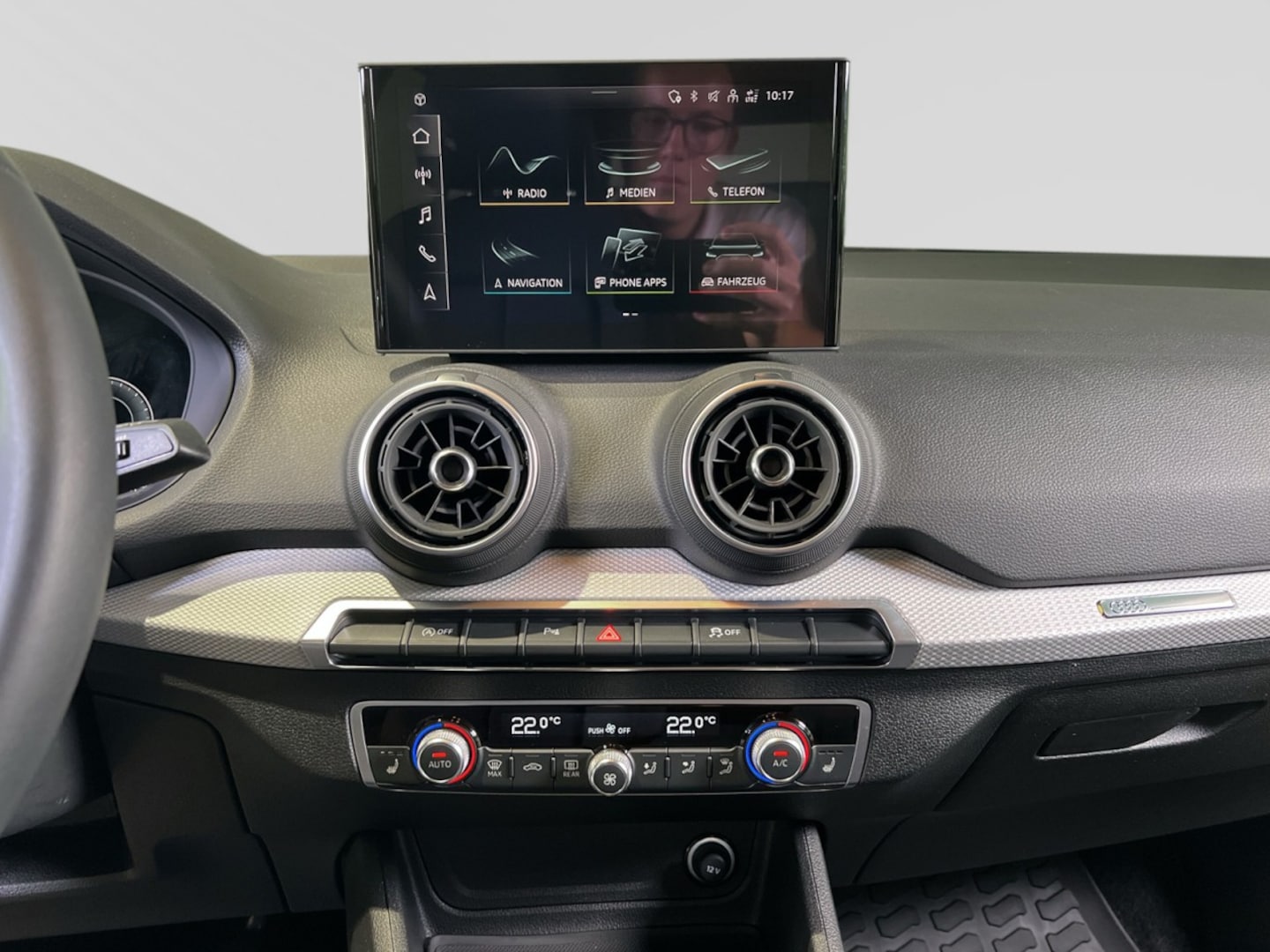 Bild über Audi Q2 advanced 35 TFSI S tronic - für weitere Informationen kontaktieren Sie den Audi Partner