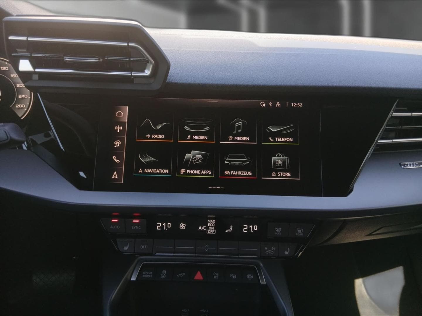 Bild über Audi A3 Sportback TFSI e TFSI e 150 kW S tronic - für weitere Informationen kontaktieren Sie den Audi Partner