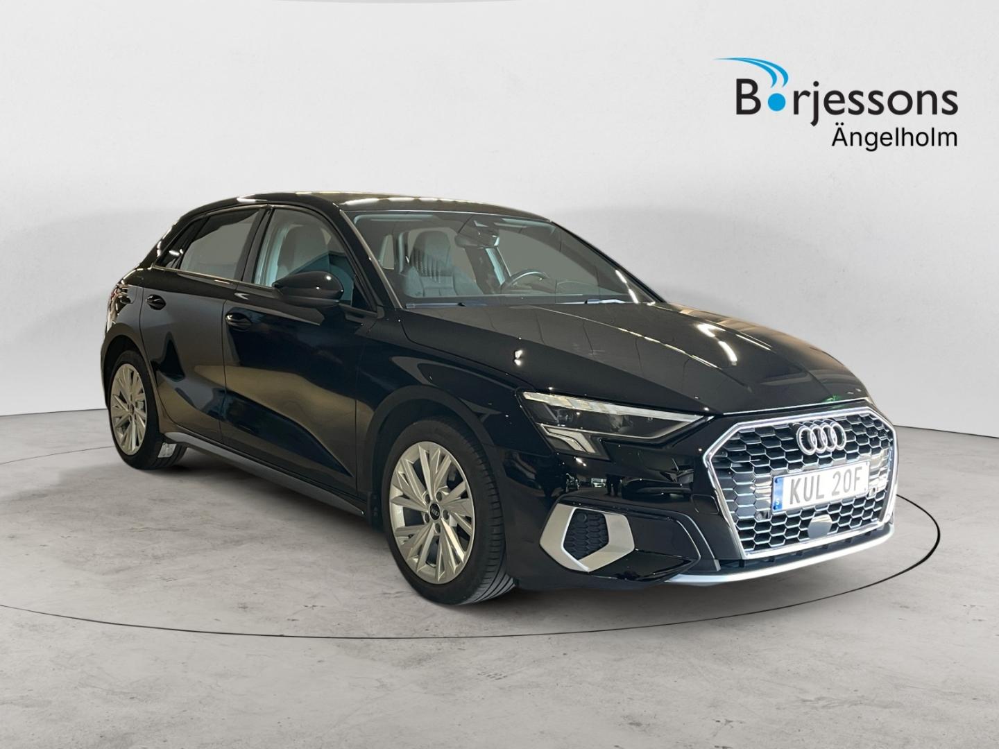 Bild som visar&nbsp;Audi A3 Sportback&nbsp;A3 Sportback 35 TFSI Proline advanced 150 hk 6-växlad - för mer information kontakta din Audi Partner