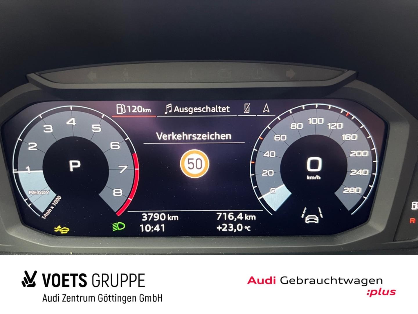 Bild über Audi Q3 TFSI 110 kW S tronic - für weitere Informationen kontaktieren Sie den Audi Partner