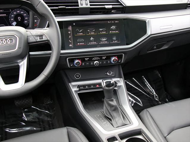 2025 AUDI Q3 - Image 17