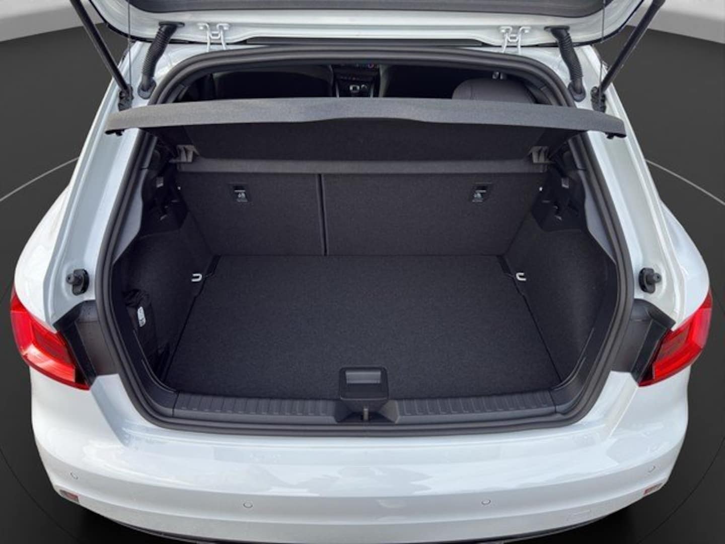 Bild über Audi A1 Sportback advanced 30 TFSI S tronic - für weitere Informationen kontaktieren Sie den Audi Partner