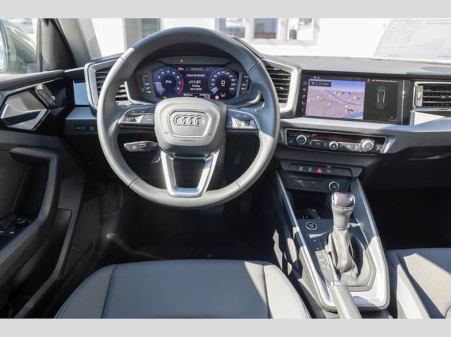 Bild über Audi A1 allstreet 30 TFSI S tronic - für weitere Informationen kontaktieren Sie den Audi Partner
