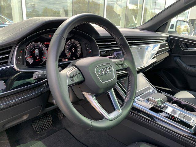 2025 Audi Q8