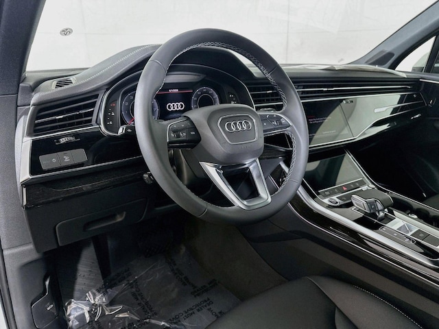 2026 Audi Q7 Premium - Photo 9