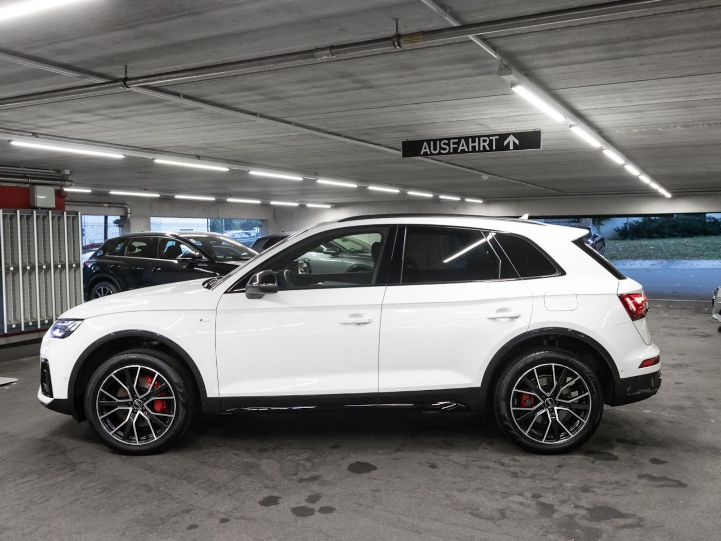 Bild über Audi Q5 TFSI e S line 50 TFSI e quattro S tronic - für weitere Informationen kontaktieren Sie den Audi Partner