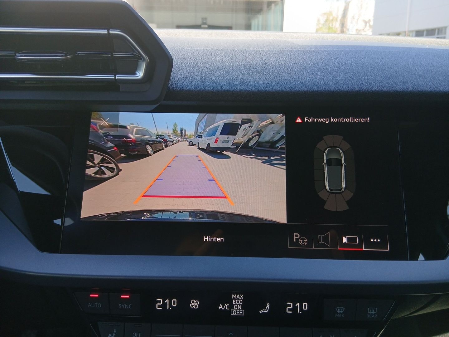 Bild über Audi A3 Sportback TFSI e TFSI e 150 kW S tronic - für weitere Informationen kontaktieren Sie den Audi Partner