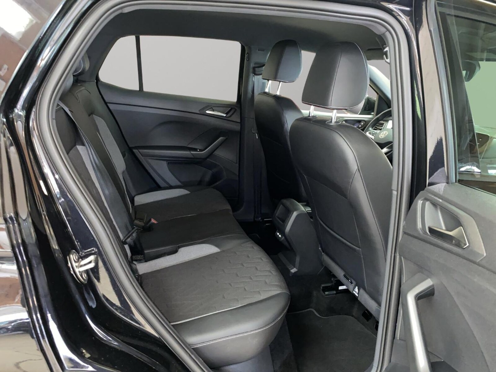 Volkswagen T-Cross – Bild 8