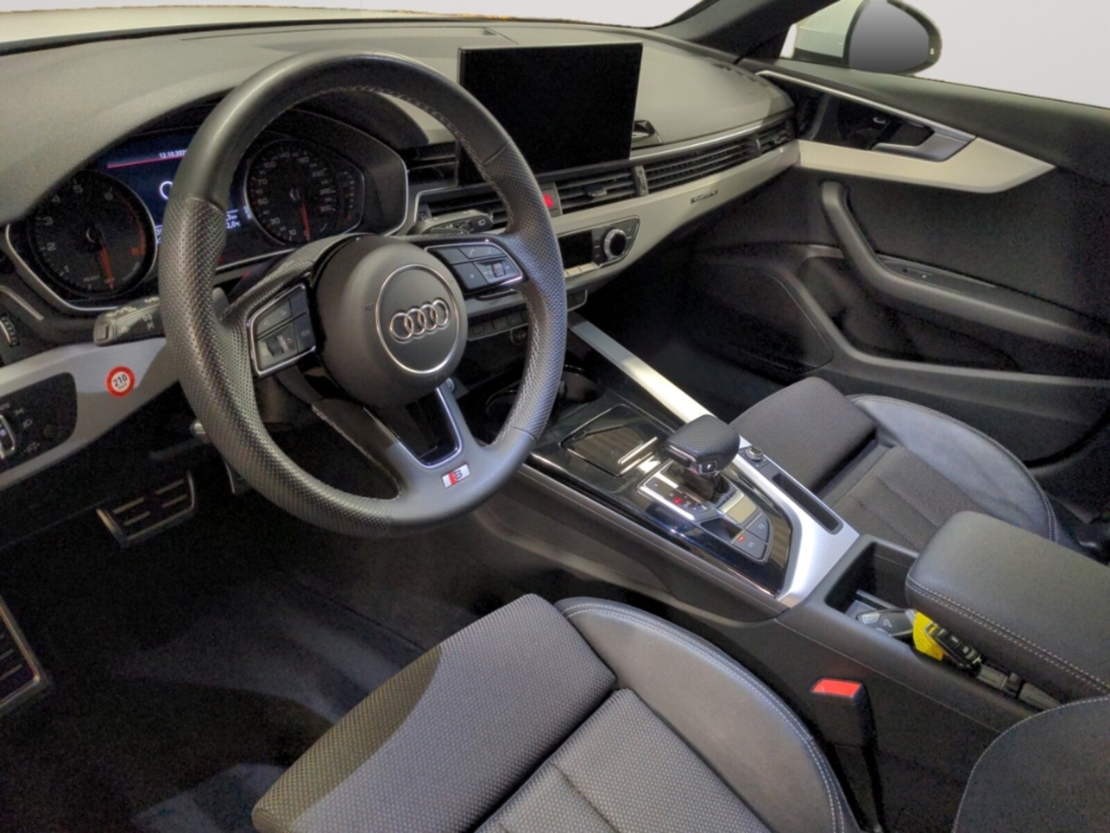 Audi A4 Avant – Bild 13