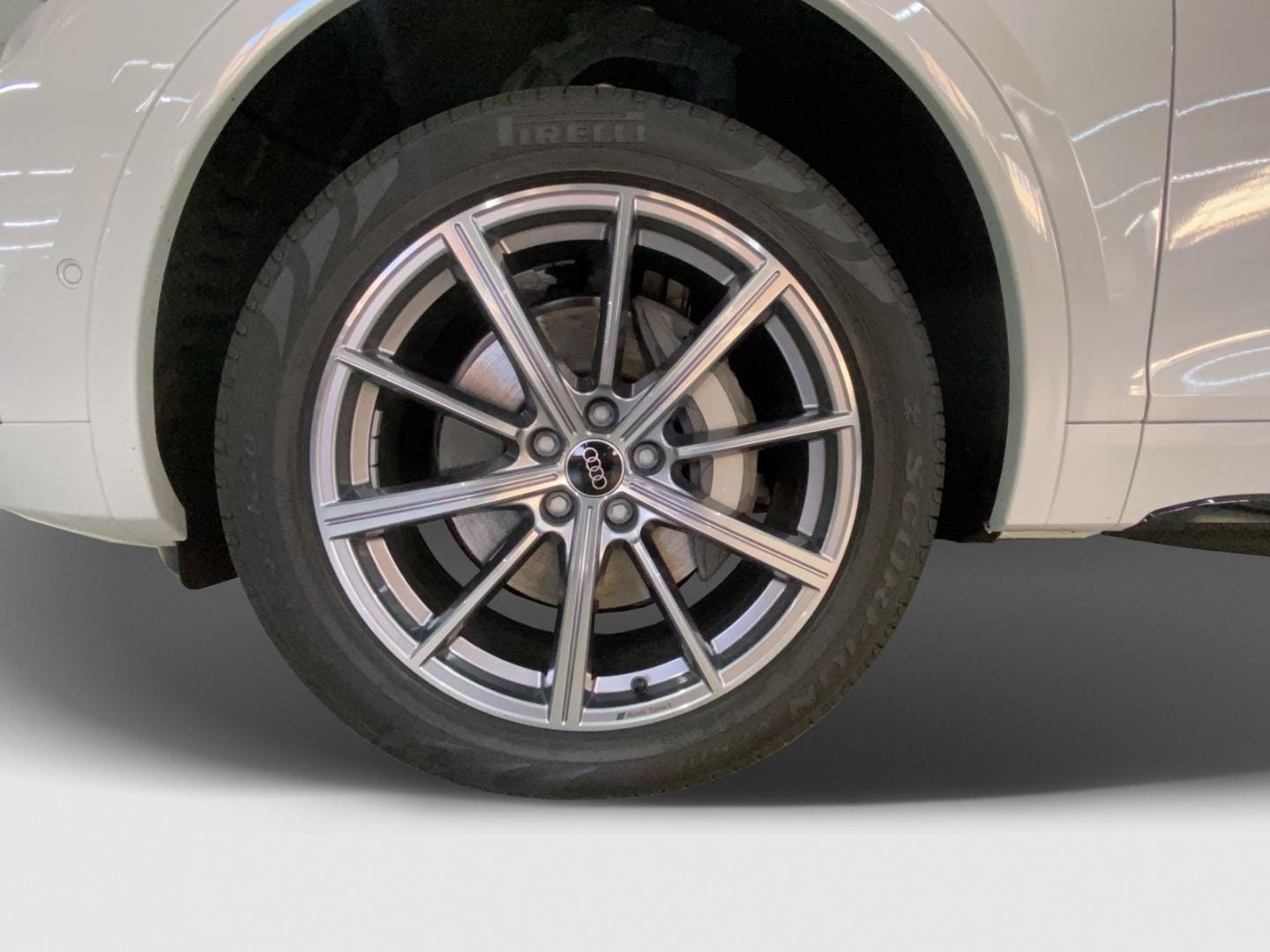 Image about Audi Q5 Sportback TFSI e S line 50 TFSI e quattro 220 kW (299 ch) S tronic