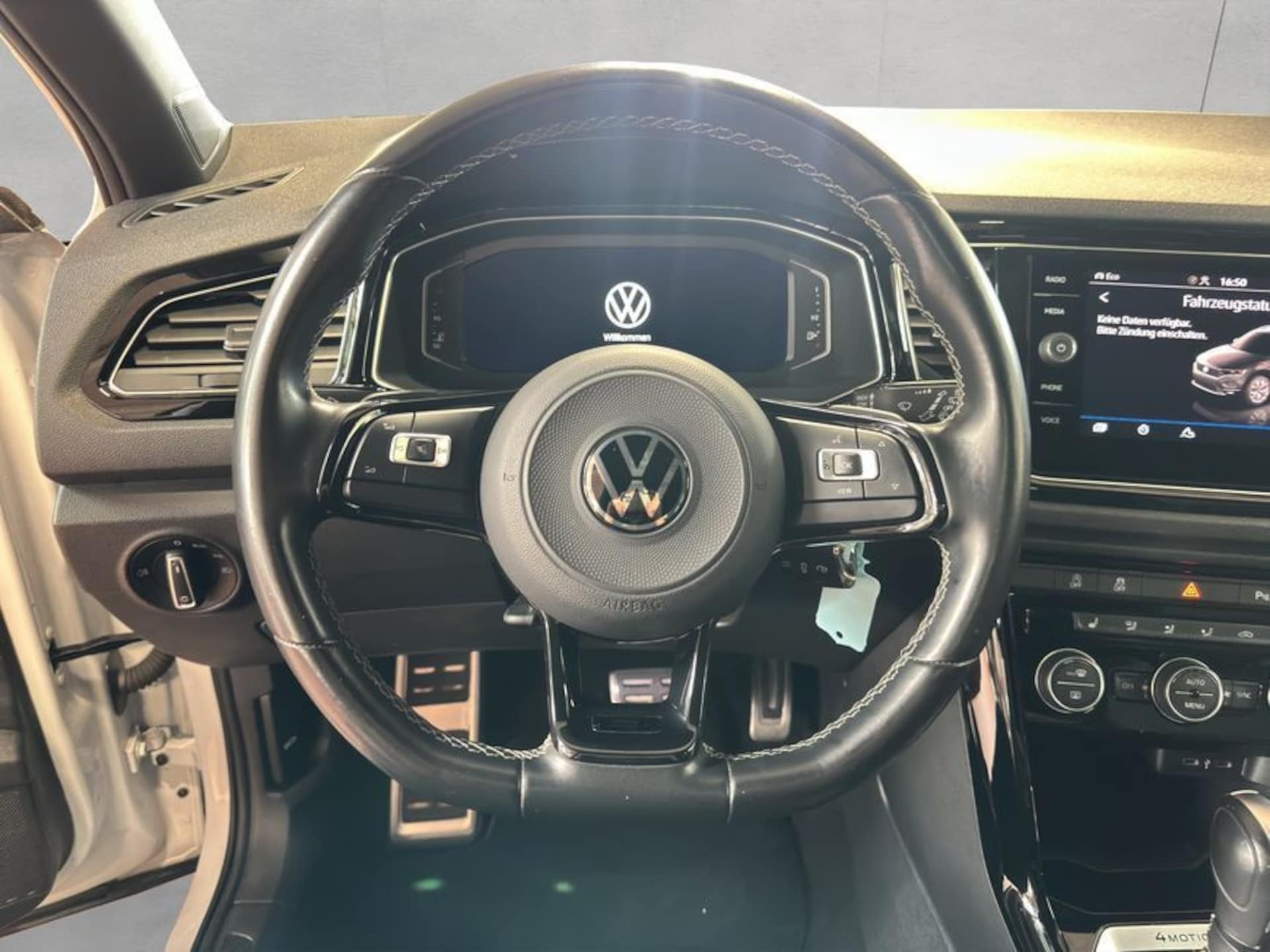 Volkswagen T-Roc R