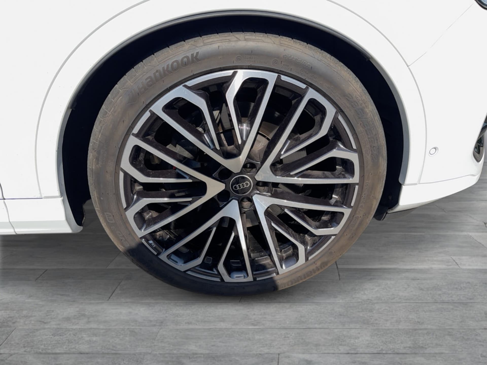 Audi SQ7 SUV