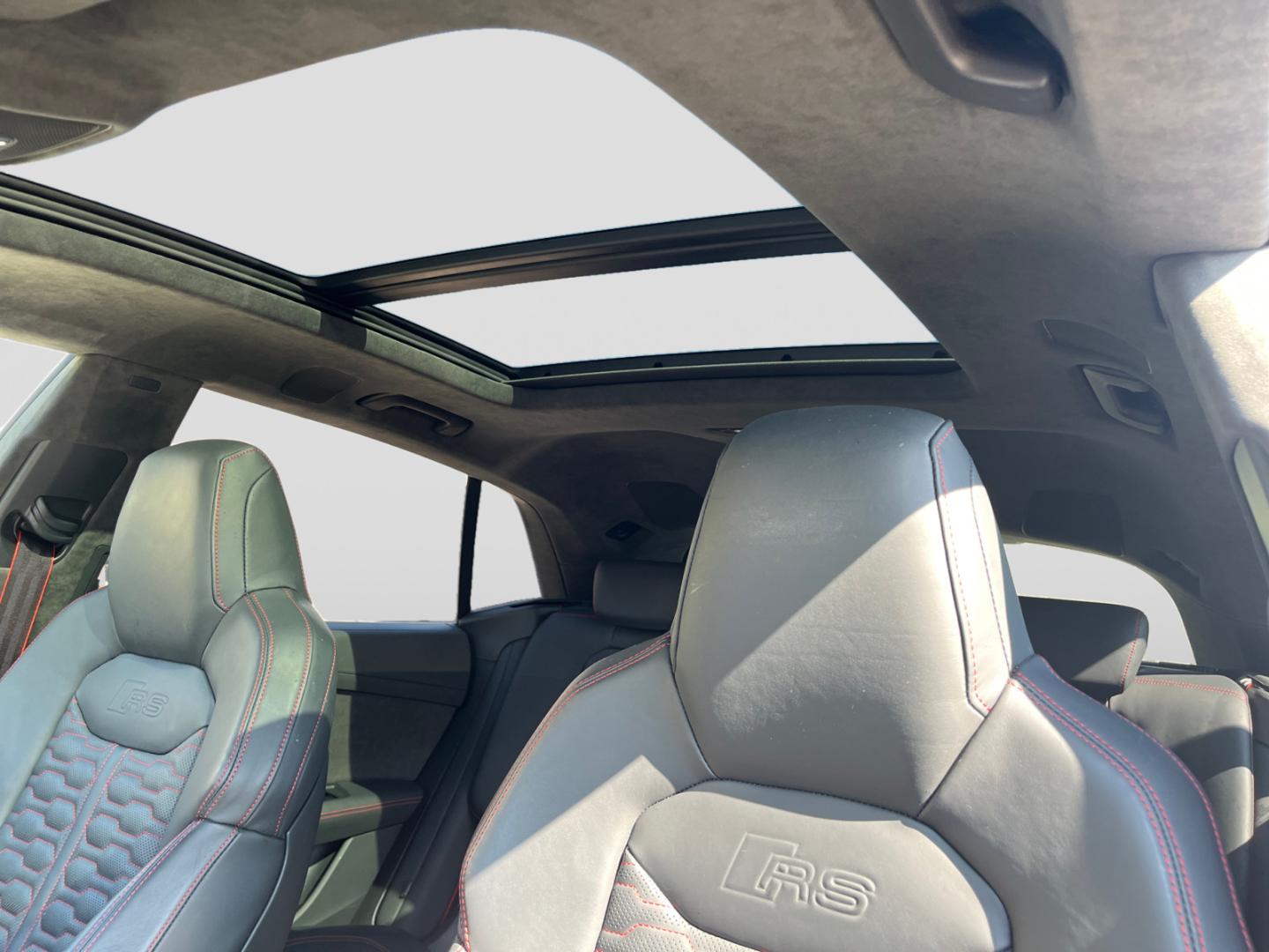 Image about Audi RS Q8 TFSI quattro tiptronic