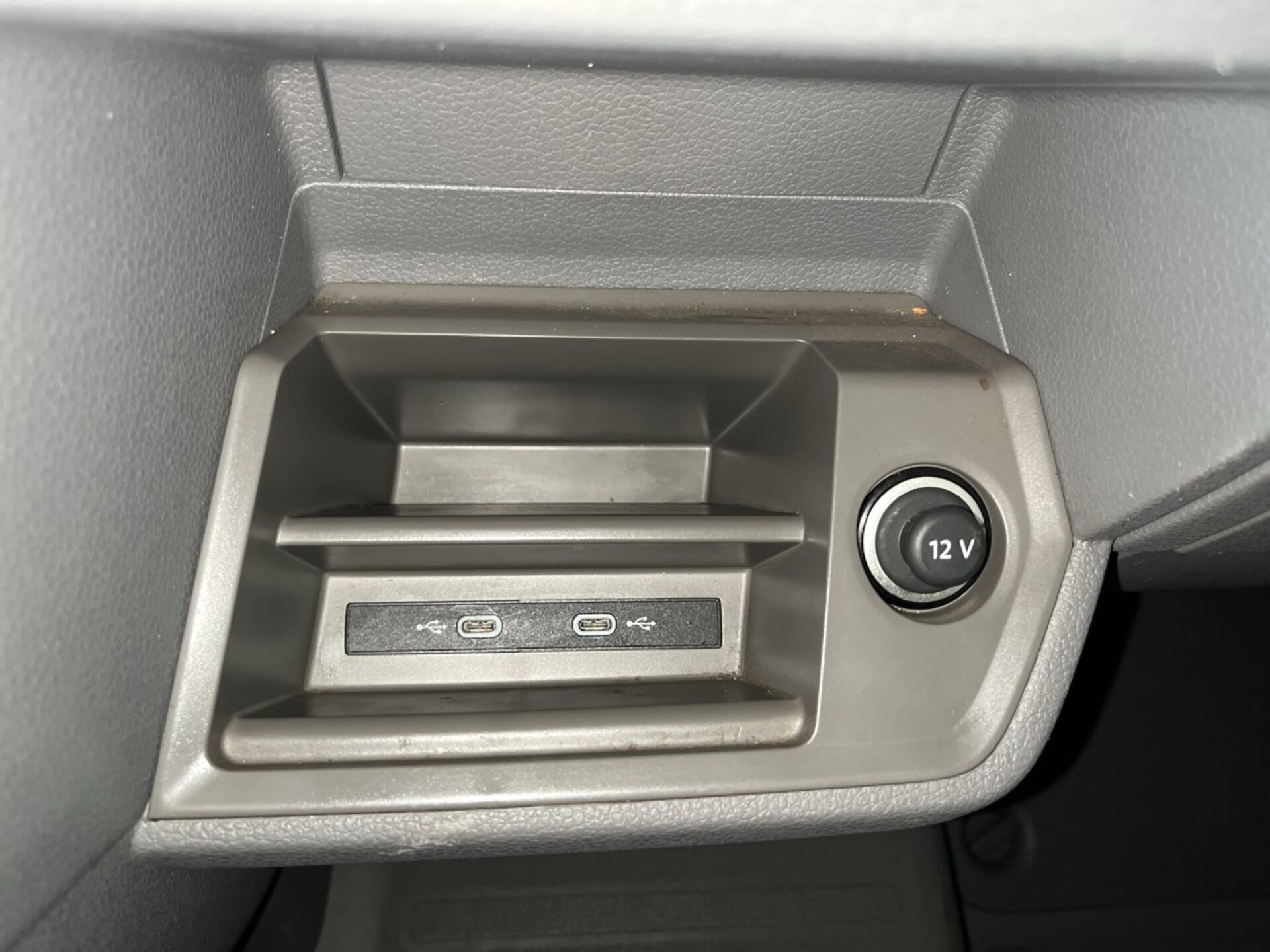 Volkswagen Crafter Kasten langer Radstand