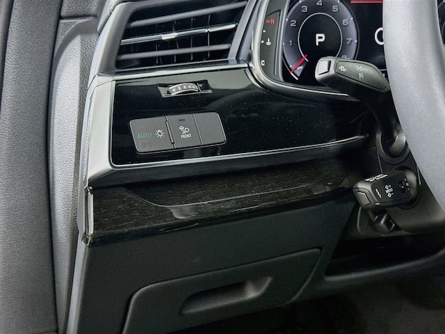 2026 Audi Q7 Premium - Photo 10