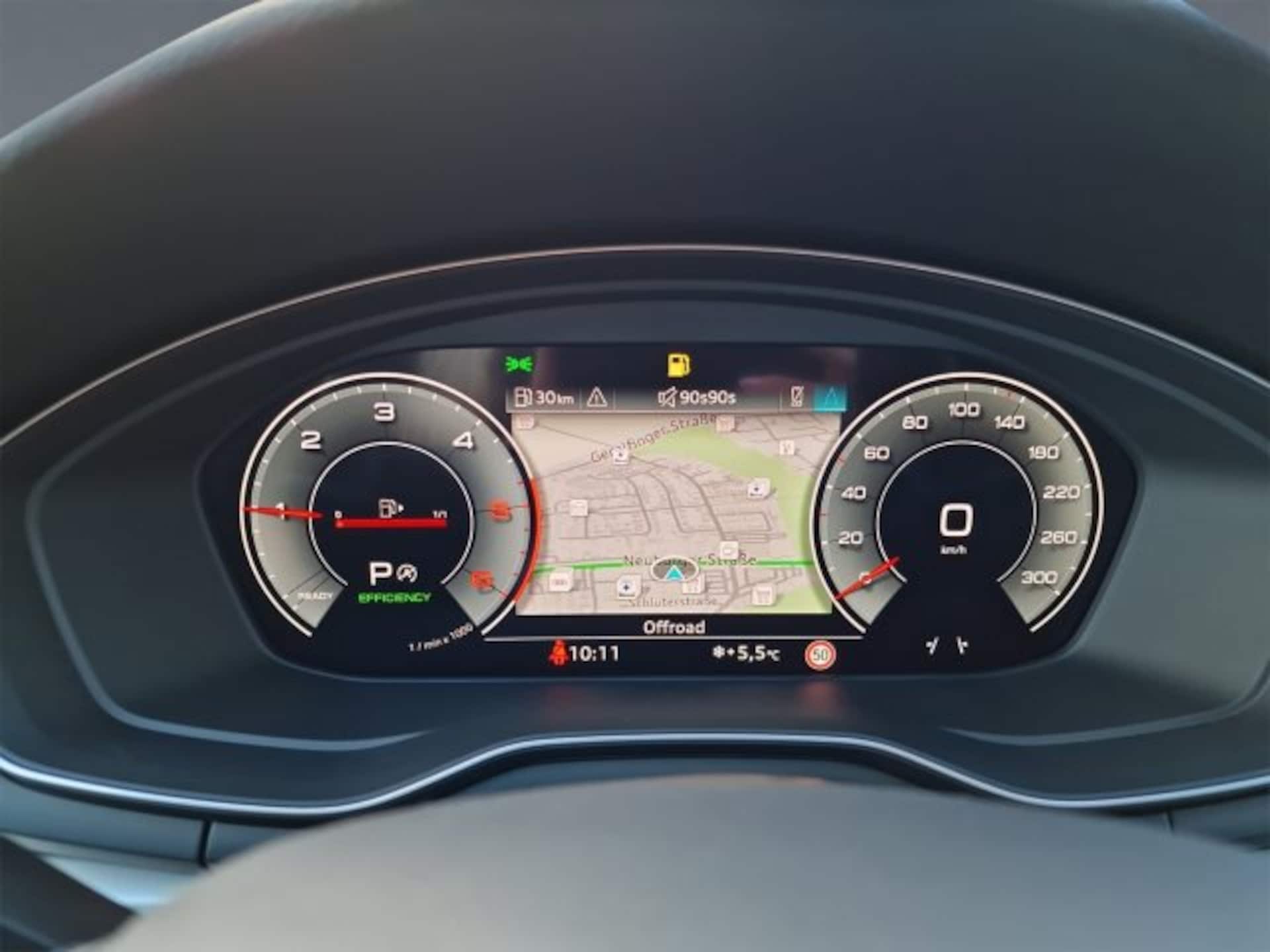 Audi A4 Avant S line