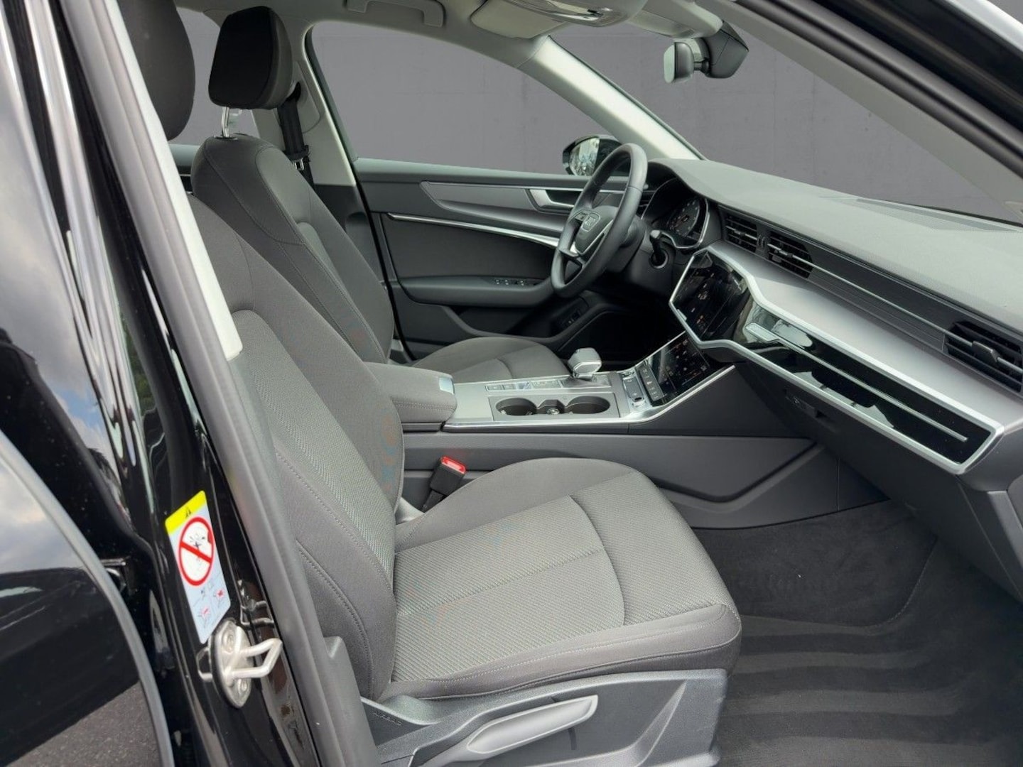 Bild über Audi A6 45 TFSI S tronic - für weitere Informationen kontaktieren Sie den Audi Partner