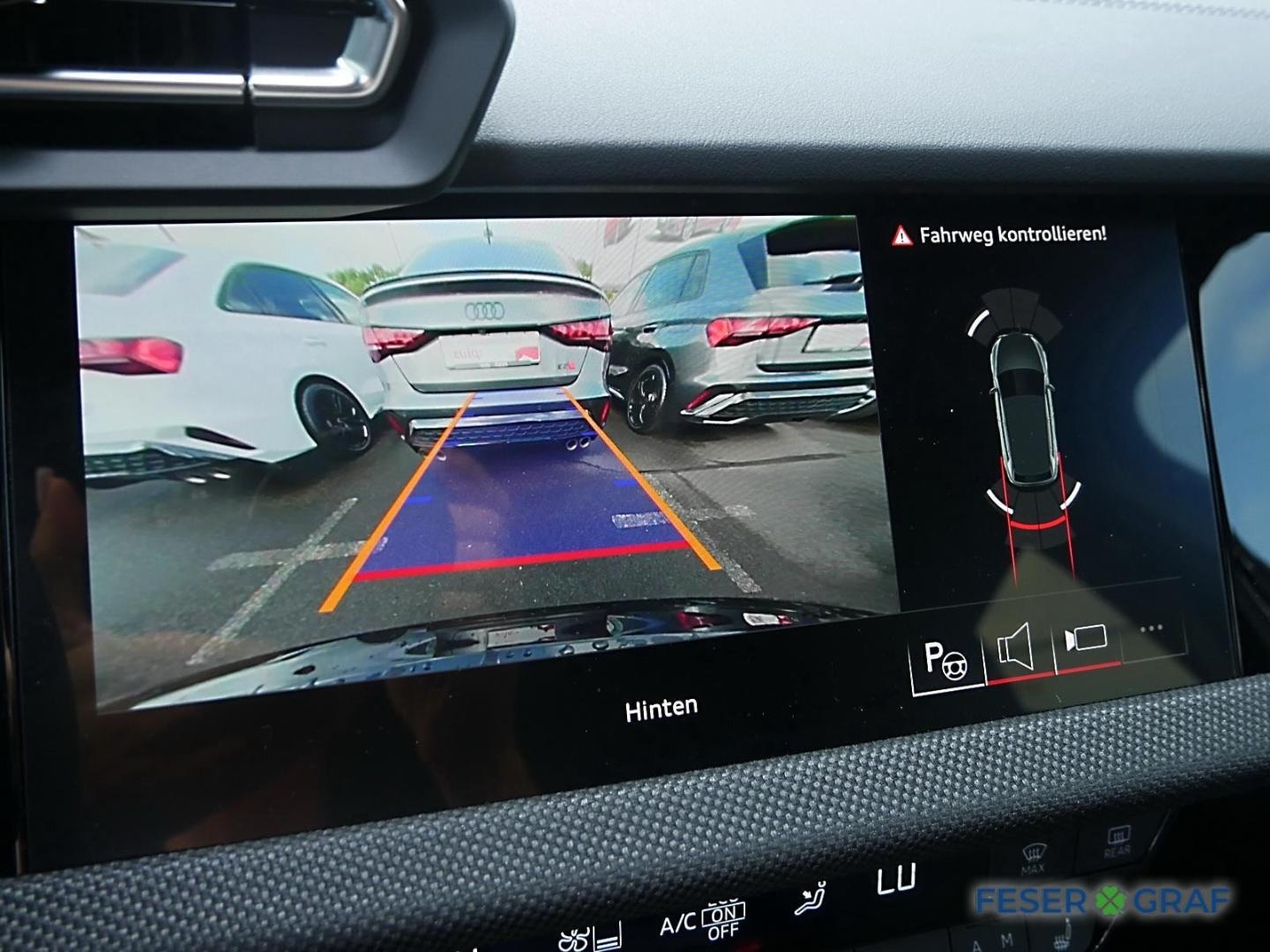 Bild über Audi S3 Sportback TFSI quattro S tronic - für weitere Informationen kontaktieren Sie den Audi Partner