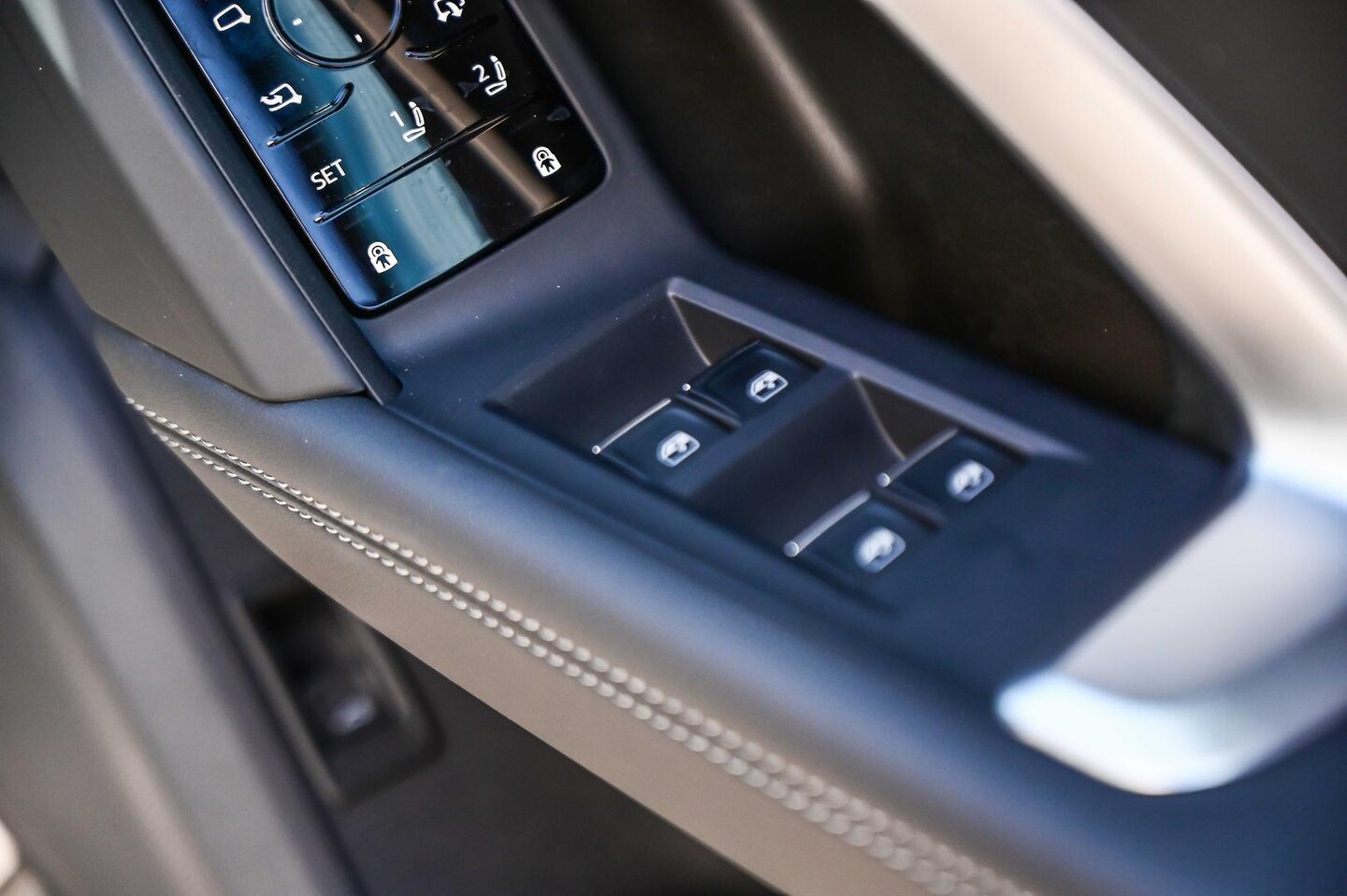 Image about Audi SQ5 SUV TFSI 270 kW edition one