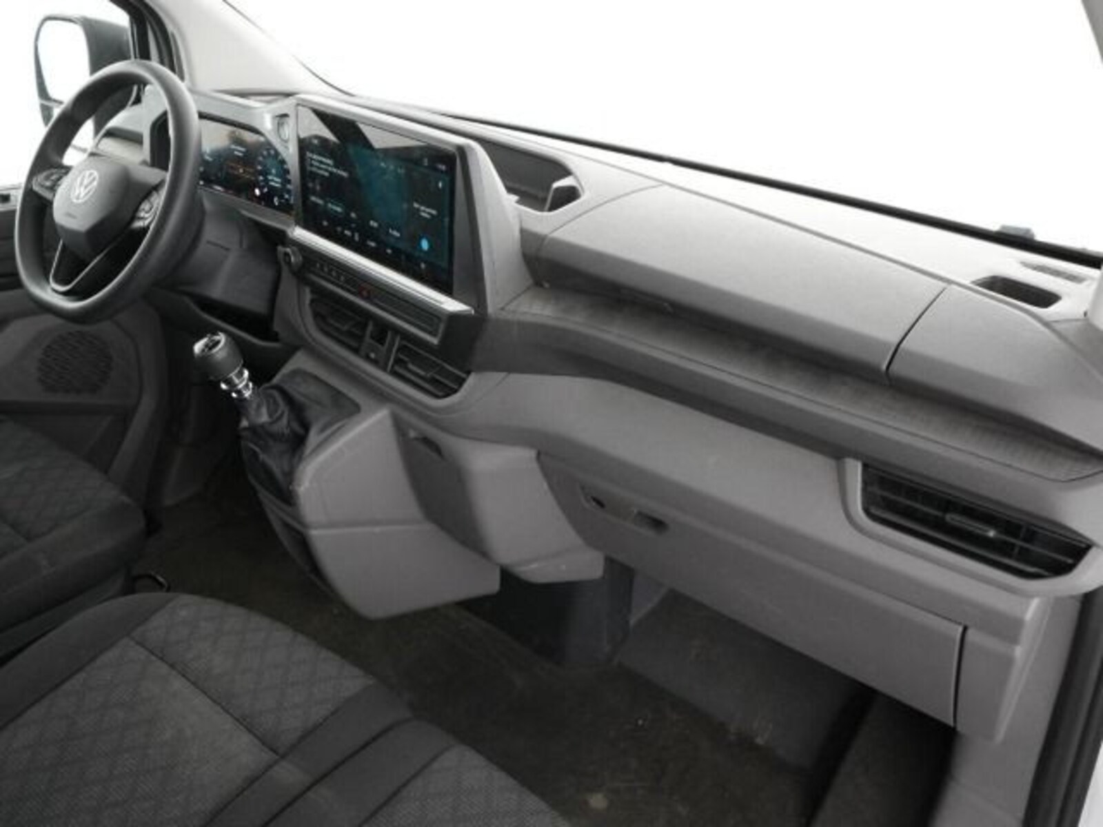 Volkswagen Transporter Kasten langer Radstand – Bild 3