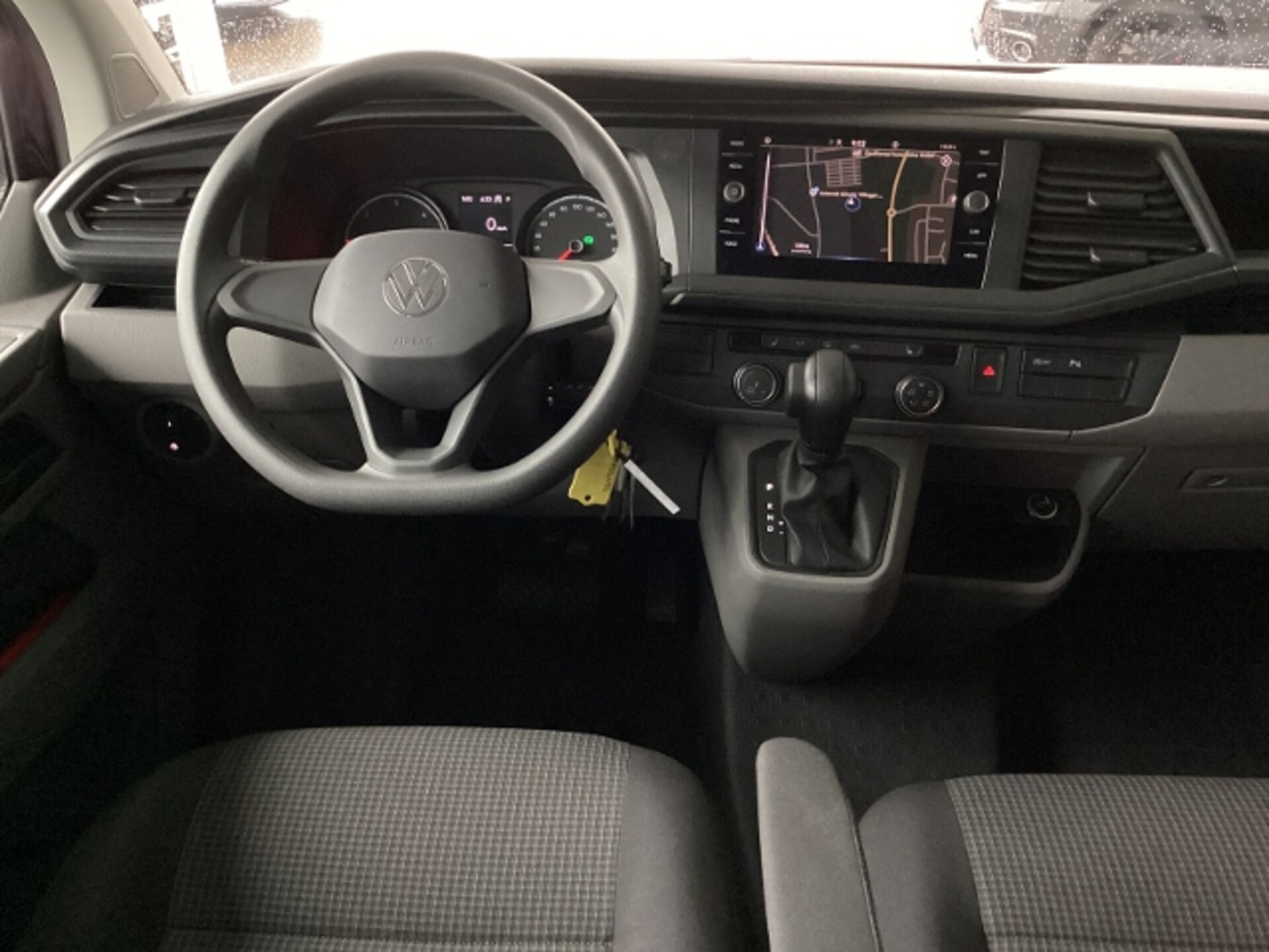 Volkswagen T6.1 Transporter Kombi kurzer Radstand