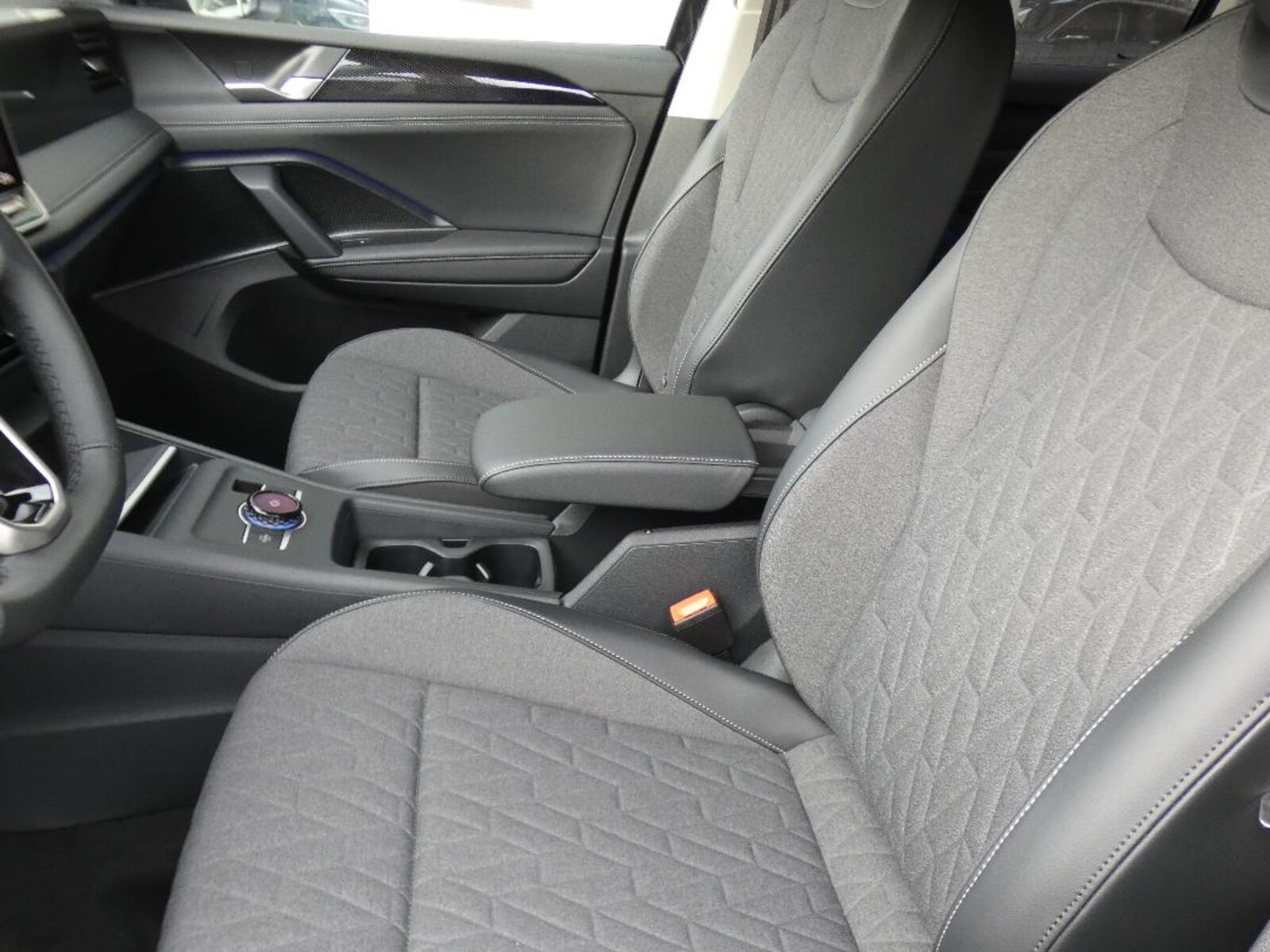 Volkswagen Tiguan – Bild 8