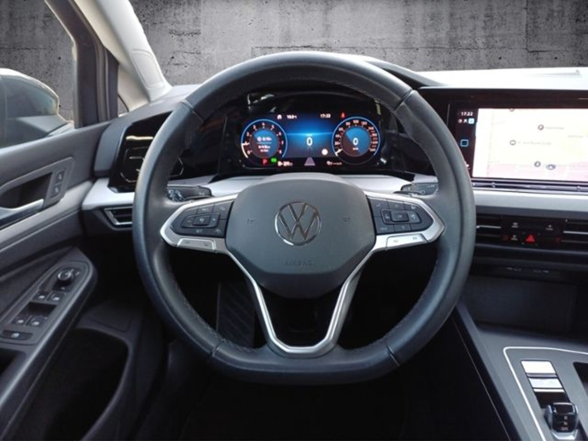 Volkswagen Golf Variant Life